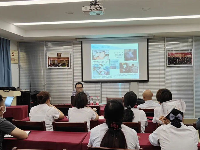 【专家指导 科学减重】我院开展减重知识培训活动